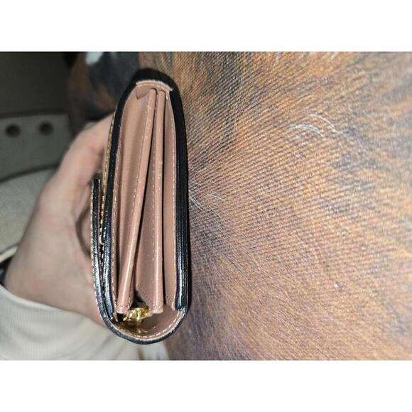 LOUIS VUITTON Monogram Vernis Portefeuille Sarah Long Wallet - Picture 8 of 15